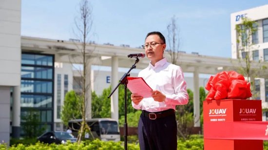 官司打了又打，他俩正式离婚，“分手费”超5亿元！